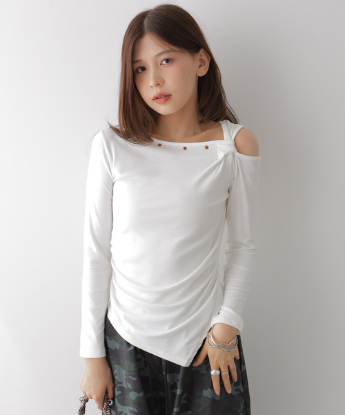 VIVID LADY(ビビッドレディー)の「アシンメトリーワンショルダートップス(Tシャツ/カットソー・レディース・アイボリー/ブラック・FREE)」の11枚目の写真