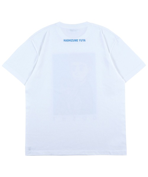 MEDICOM TOY(メディコムトイ)の「MLE HASHIZUME YUYA × THE オリバーな犬、(GOSH!!)このヤロウ MOVIE TEE "Ippei & Oliver"(Tシャツ/カットソー・メンズ・ホワイト・X-LARGE/LARGE/MEDIUM/SMALL)」の4枚目の写真