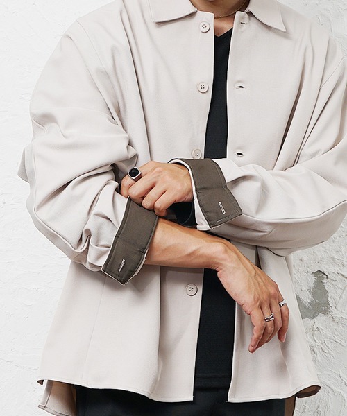 MinoriTY（マイノリティ）の「【MinoriTY】とろみ素材ドルマンシルエットビッグシャツジャケット オーバーサイズ ルーズフィット メンズ 秋服（シャツ/ブラウス・メンズ・ブラック/チャコール/ベージュ・S/M/L）」の8枚目の写真