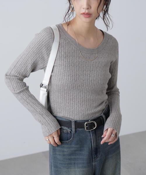 FREE'S MART（フリーズマート）の「◆〈洗える〉マシンウォッシャブルケーブルニット（ニット/セーター・レディース・グレー/ホワイト/ピンク/ネイビー・FREE）」の3枚目の写真