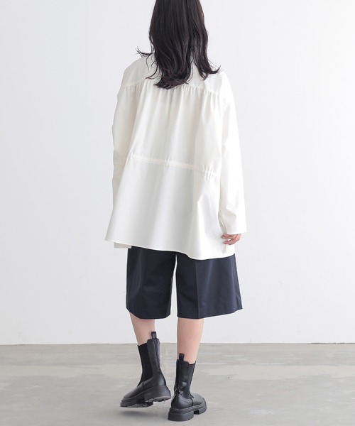 for/c(フォーシー)の「ウエストドロストシャツ【サスティナブル】(シャツ/ブラウス・レディース・ブラック/オフホワイト・M/L)」の8枚目の写真