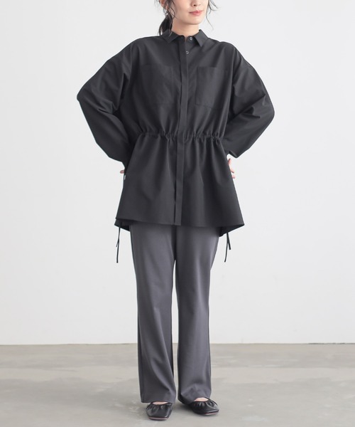 for/c(フォーシー)の「ウエストドロストシャツ【サスティナブル】(シャツ/ブラウス・レディース・ブラック/オフホワイト・M/L)」の19枚目の写真