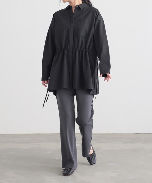 for/c(フォーシー)の「ウエストドロストシャツ【サスティナブル】(シャツ/ブラウス・レディース・ブラック/オフホワイト・M/L)」の20枚目の写真