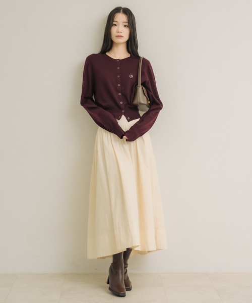 NEUNA（ヌナ）の「エンブレムベーシックカーディガン（カーディガン/ボレロ・レディース・ブラック/アイボリー/バーガンディー・FREE）」の11枚目の写真