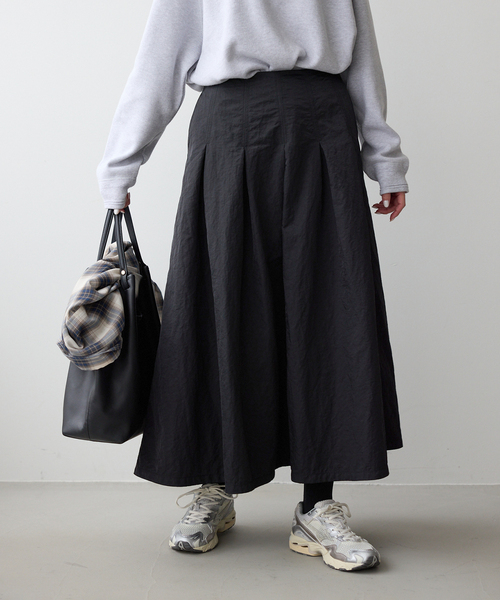 セール】《3サイズ展開》タフタタックフレアスカート（スカート