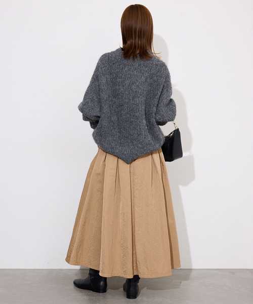 SLOBE IENA（スローブイエナ）の「《3サイズ展開》タフタタックフレアスカート（スカート・レディース・ベージュ/ブラック・38/36/34）」の19枚目の写真