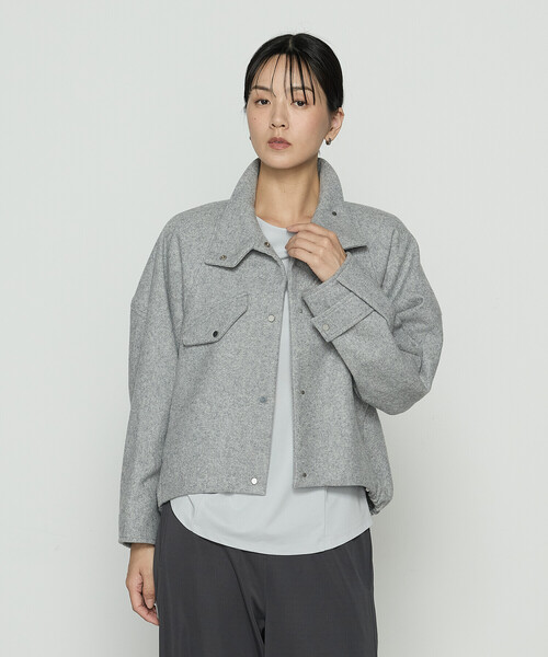 Gabardine K.T（ギャバジンケーティー）の「やわらかメルトン スタンドカラーブルゾン（ブルゾン・レディース・ブラック/グレー/ライトベージュ・9号）」の10枚目の写真