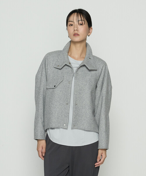 Gabardine K.T（ギャバジンケーティー）の「やわらかメルトン スタンドカラーブルゾン（ブルゾン・レディース・ブラック/グレー/ライトベージュ・9号）」の9枚目の写真