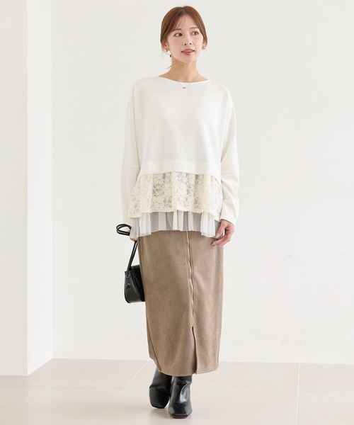 LAVEANGE(ラビアンジェ)の「レース切替ポンチプルオーバー│上品なレースで大人フェミニンに/レイヤードデザイン/きれいめカットソー/長袖トップス/上品見え/体型カバー/着映え(Tシャツ/カットソー・レディース・オフホワイト/ブラック・4L/3L/LL/M/5L)」の10枚目の写真