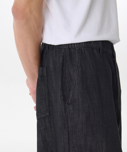 MUSINSA STANDARD（ムシンサスタンダード）の「リネンライクバルーンデニムパンツ[ローブラック]（デニムパンツ・メンズ・その他・30/32/34/36/42/26/28）」の4枚目の写真