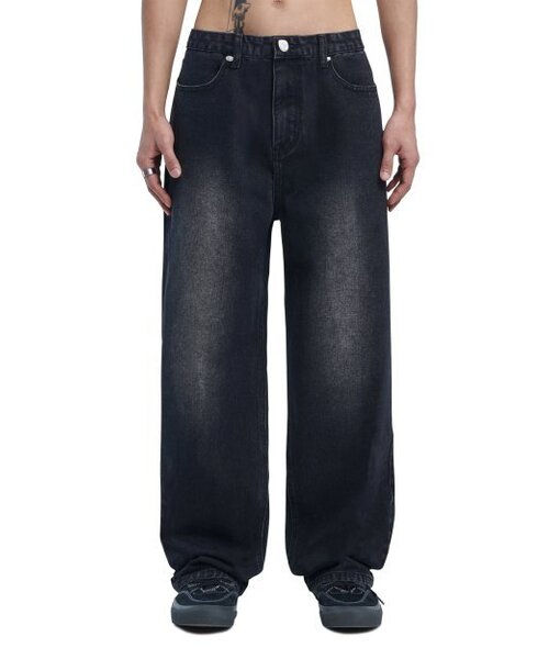 NOMANUAL(NOMANUAL)の「WASHED DENIM PANTS - BLACK(デニムパンツ・レディース・その他・SMALL/MEDIUM/LARGE/X-SMALL)」の2枚目の写真