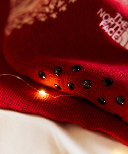THE NORTH FACE(ザノースフェイス)の「THE NORTH FACE/ザ・ノース・フェイス Nuptse Bootie Socks SE ヌプシ ブーティ ソックス(ソックス/靴下・メンズ・レッド/ネイビー・MEDIUM/SMALL)」の15枚目の写真