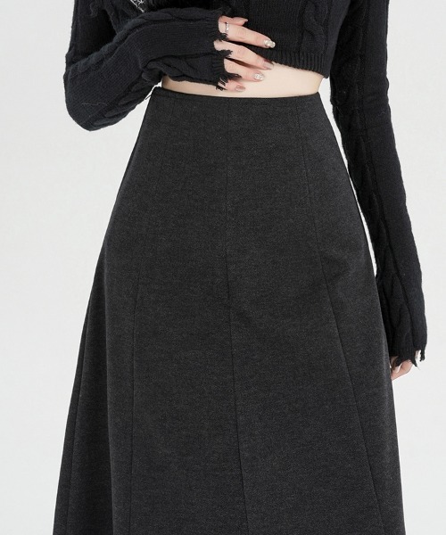 ONEP STAR(ワンピスター)の「Aラインミディスカート(スカート・レディース・ダークグレー/ブラック・SMALL/MEDIUM/LARGE/X-LARGE)」の5枚目の写真