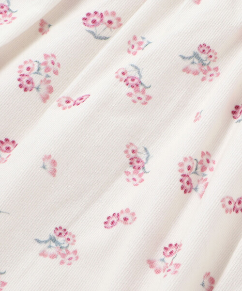 BeBe(ベベ)の「【お揃い】シャツコールGirlyフラワープリントドッキングプルオーバー(スウェット・キッズ・ピンク系その他・140cm/120cm/130cm/110cm)」の7枚目の写真