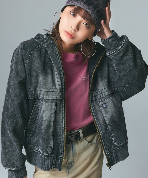 X-girl（エックスガール）の「PIGMENT DYED FACE AND LOGO SQUARE PATCH L/S TEE（Tシャツ/カットソー・レディース・ピンク/ブラック/オリーブ・S/M/L）」の5枚目の写真