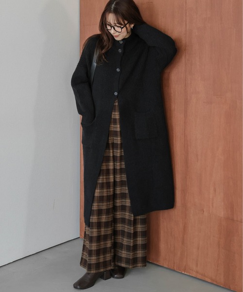 AMELY(エミリー)の「ロングニットカーディガン(カーディガン/ボレロ・レディース・グレー/アイボリー/ブラック/ブラウン・フリー)」の2枚目の写真
