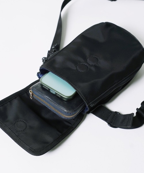 jiggys shop(ジギーズショップ)の「撥水加工 ミニショルダーバッグ ミニポーチ付き(ショルダーバッグ・メンズ・ブラック・FREE)」の8枚目の写真
