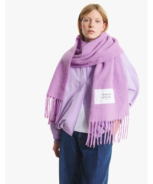 Maison Kitsune（メゾンキツネ）の「BABY ALPACA SCARF（マフラー・メンズ・パープル・U）」の4枚目の写真