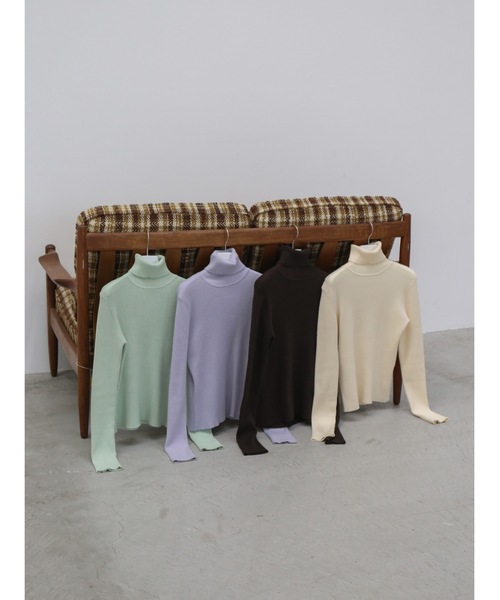 Katrin TOKYO(カトリーントーキョー)の「color rib turtle knit(ニット/セーター・レディース・ダークブラウン系/グリーン/パープル/アイボリー・FREE/XS)」の5枚目の写真
