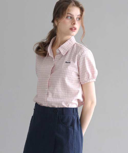 SLOWLOLLI（スローローリ）の「Seersucker check short-sleeve shirt_2 Colors（シャツ/ブラウス・レディース・PINK/ネイビー・FREE）」の10枚目の写真
