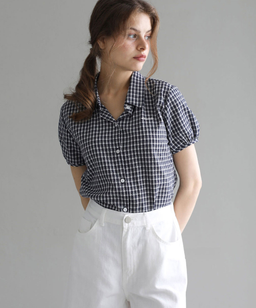 SLOWLOLLI（スローローリ）の「Seersucker check short-sleeve shirt_2 Colors（シャツ/ブラウス・レディース・PINK/ネイビー・FREE）」の5枚目の写真