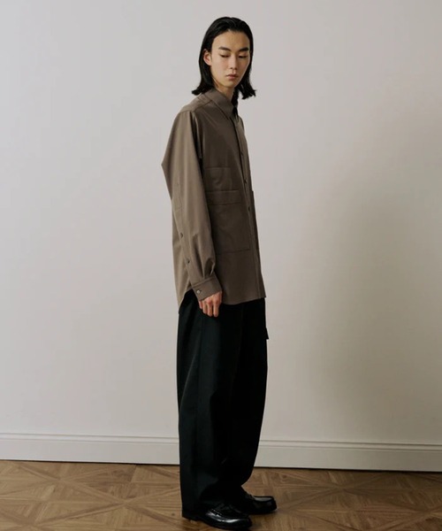 UJOH（ウジョー）の「【UJOH HOMME】4 Pockets Shirt（シャツ/ブラウス・メンズ・ブラック/ベージュ・4/5）」の4枚目の写真