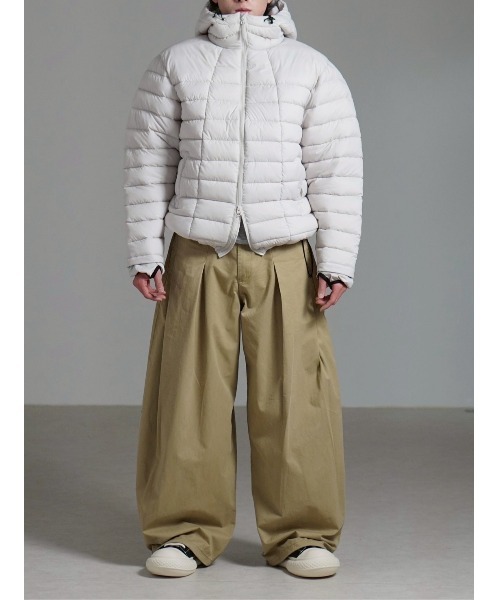 Chikashitsu +（チカシツプラス）の「【Chikashitsu +】light volume puffer jacket / 【チカシツプラス】ライトボリュームパファージャケット（ダウンジャケット/コート・メンズ・グレー/ブラック/アイボリー・ONE SIZE）」の6枚目の写真