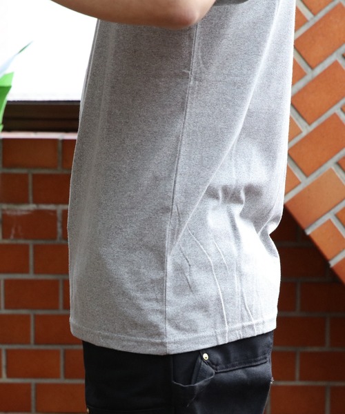 ８(eight)（エイト）の「ARMY Tシャツ（Tシャツ/カットソー・メンズ・グレー・MEDIUM/X-SMALL/SMALL）」の5枚目の写真