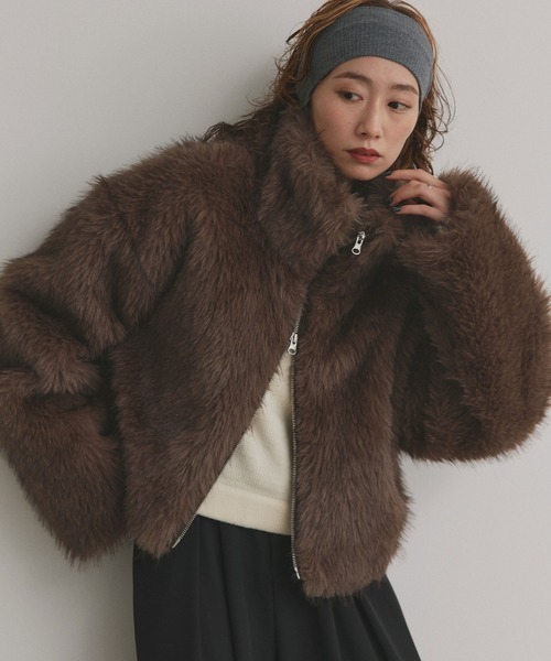 ad thie(アドティエ)の「ショート丈 スタンドカラー フェイクファージャケット(その他アウター・レディース・ベージュ/ブラウン・FREE)」の6枚目の写真
