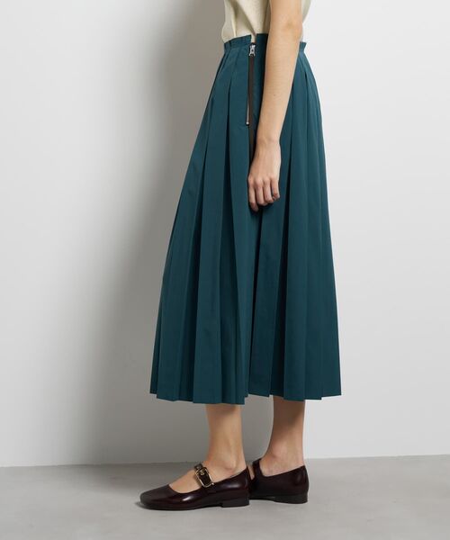 LANVIN en Bleu(ランバンオンブルー)の「タイプライタープリーツスカート(スカート・レディース・ブラック/ブルー/オフホワイト・36/38)」の8枚目の写真
