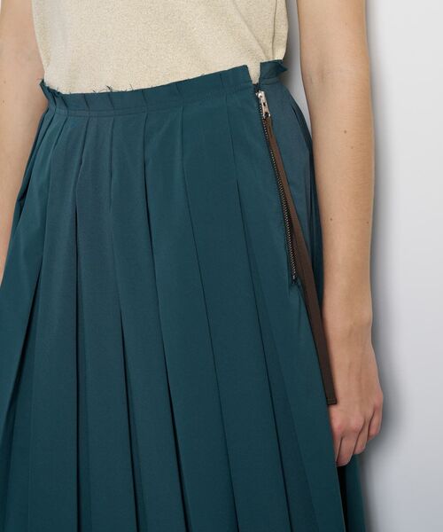 LANVIN en Bleu(ランバンオンブルー)の「タイプライタープリーツスカート(スカート・レディース・ブラック/ブルー/オフホワイト・36/38)」の10枚目の写真
