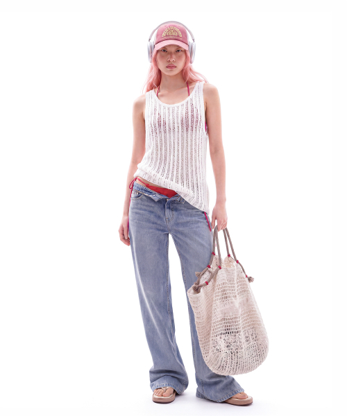 C WEAR BY THE GENIUS(シーウェアバイザジーニアス)の「オーバーサイズシースルークラフトニットスリーブレスホワイト(Tシャツ/カットソー・レディース・その他・size1/size3)」の1枚目の写真