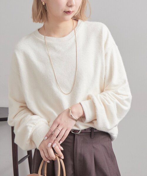 DISCOAT(ディスコート)の「フェザー裏毛プルオーバー(Tシャツ/カットソー・レディース・チャコールグレー/グレー/アイボリー・FREE)」の5枚目の写真