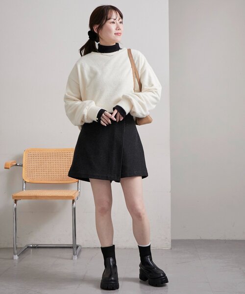 DISCOAT(ディスコート)の「フェザー裏毛プルオーバー(Tシャツ/カットソー・レディース・チャコールグレー/グレー/アイボリー・FREE)」の17枚目の写真