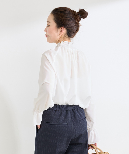 B.C STOCK(ベーセーストック)の「手洗い可 / ジョーゼットスタンドフリルブラウス(シャツ/ブラウス・レディース・ホワイト/ブラック・FREE)」の15枚目の写真