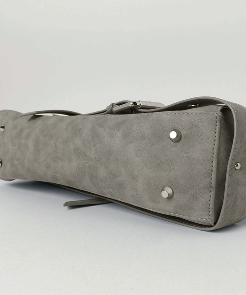 Heart Tattoo（ハートタトゥー）の「belt design damage shoulder bag / ダメージ調　ベルトショルダーバッグ（トートバッグ・レディース・ブラック系/グレー系・FREE）」の17枚目の写真