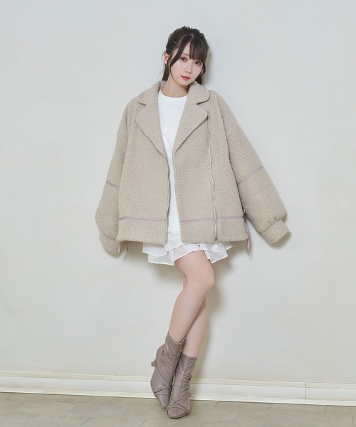 Rose Muse（ロゼミューズ）の「curly fur riders outer（ライダースジャケット・レディース・ベージュ・FREE）」の2枚目の写真
