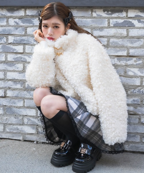 couture BY ROJITA(クチュールバイロジータ)の「ハートバックルプードルファーコート(その他アウター・レディース・ホワイト/ベージュ・FREE)」の12枚目の写真