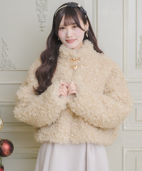 couture BY ROJITA(クチュールバイロジータ)の「ハートバックルプードルファーコート(その他アウター・レディース・ホワイト/ベージュ・FREE)」の15枚目の写真