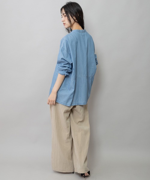 Munich(ミューニック)の「「速乾性】【通気性】2.25ozシアーデニムバンドカラーシャツ(シャツ/ブラウス・レディース・サックスブルー/ネイビー・FREE)」の8枚目の写真