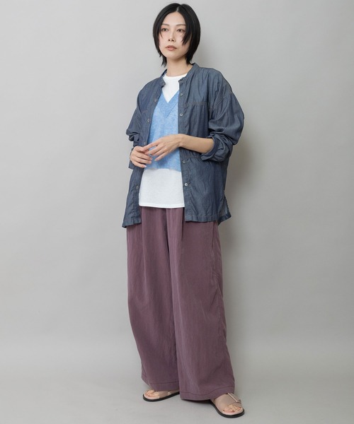 Munich(ミューニック)の「「速乾性】【通気性】2.25ozシアーデニムバンドカラーシャツ(シャツ/ブラウス・レディース・サックスブルー/ネイビー・FREE)」の3枚目の写真