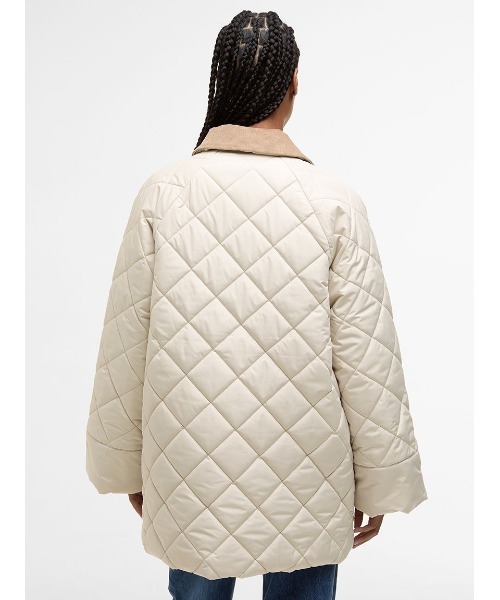 Barbour（バブアー）の「Aldburgh キルティングジャケット（その他アウター・レディース・クリーム/ネイビー・8）」の5枚目の写真