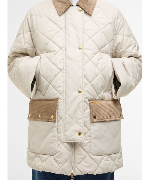 Barbour（バブアー）の「Aldburgh キルティングジャケット（その他アウター・レディース・クリーム/ネイビー・8）」の7枚目の写真
