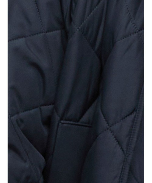 Barbour（バブアー）の「Aldburgh キルティングジャケット（その他アウター・レディース・クリーム/ネイビー・8）」の18枚目の写真