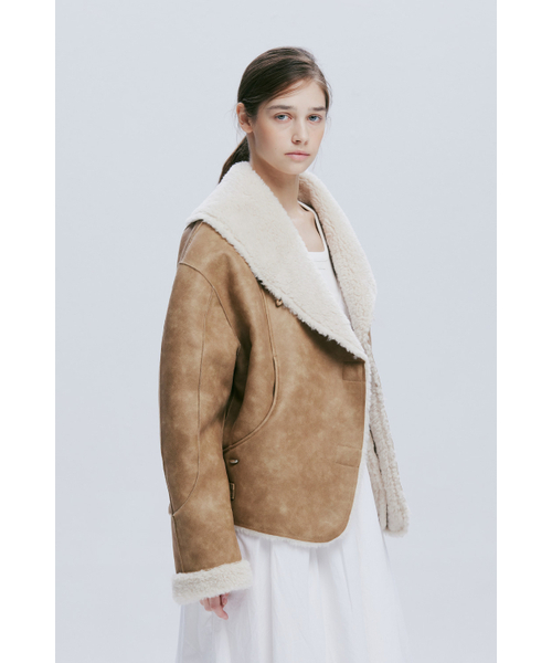 AFTERHOURS(アフターアワーズ)の「SHAWL COLLAR MUSTANG JACKET (BEIGE)(ムートンコート・レディース・その他・FREE)」の1枚目の写真