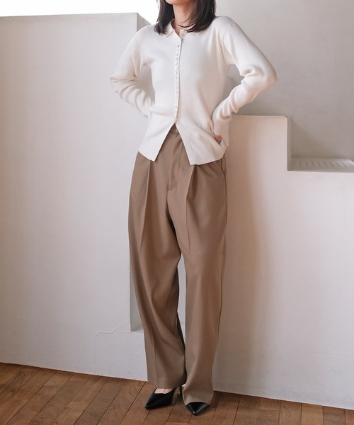 AKTE（アクテ）の「サムホールポロニットカーディガン（ニット/セーター・レディース・ホワイト/チャコールグレー・FREE）」の9枚目の写真