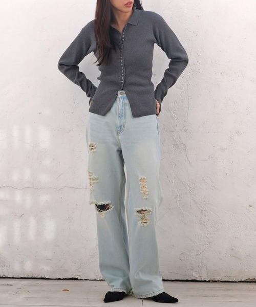 AKTE（アクテ）の「サムホールポロニットカーディガン（ニット/セーター・レディース・ホワイト/チャコールグレー・FREE）」の15枚目の写真