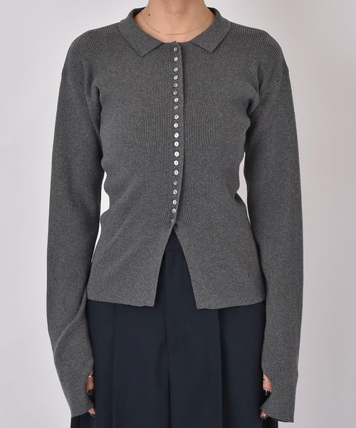 AKTE（アクテ）の「サムホールポロニットカーディガン（ニット/セーター・レディース・ホワイト/チャコールグレー・FREE）」の20枚目の写真