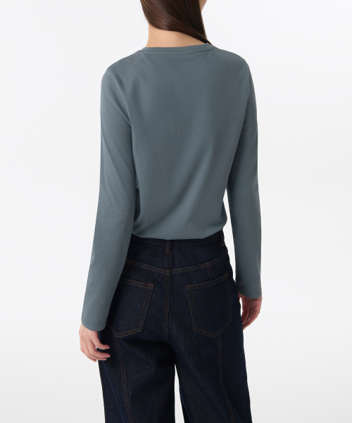 MUSINSA STANDARD WOMAN（ムシンサスタンダードウーマン）の「ウィメンズフレキシブルクルーネック長袖Tシャツ[ピーコックブルー]（Tシャツ/カットソー・レディース・その他・SMALL/MEDIUM/LARGE/X-SMALL）」の3枚目の写真