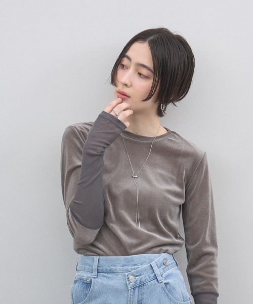 &. NOSTALGIA(アンドドットノスタルジア)の「シアーフロッキー袖口シアー切替トップス(Tシャツ/カットソー・レディース・チャコールグレー/オフホワイト・FREE)」の5枚目の写真